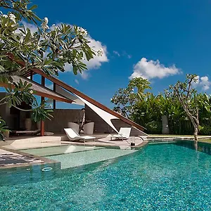  Villa The Layar - Designer And Spa, Chse Certified